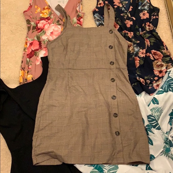 SOLD - Picture 3 of 7